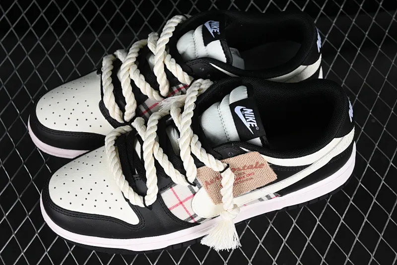 All Categories Nk SB Dunk Series Nk SB Dunk Low Low-top sneakers Nk Dunk Low Fire Heart Scottish distressed oxidation Deconstructed straps SB retro low-top casual sneakers DD1391-100